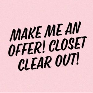 Make me reasonable offers on any clothing item!!